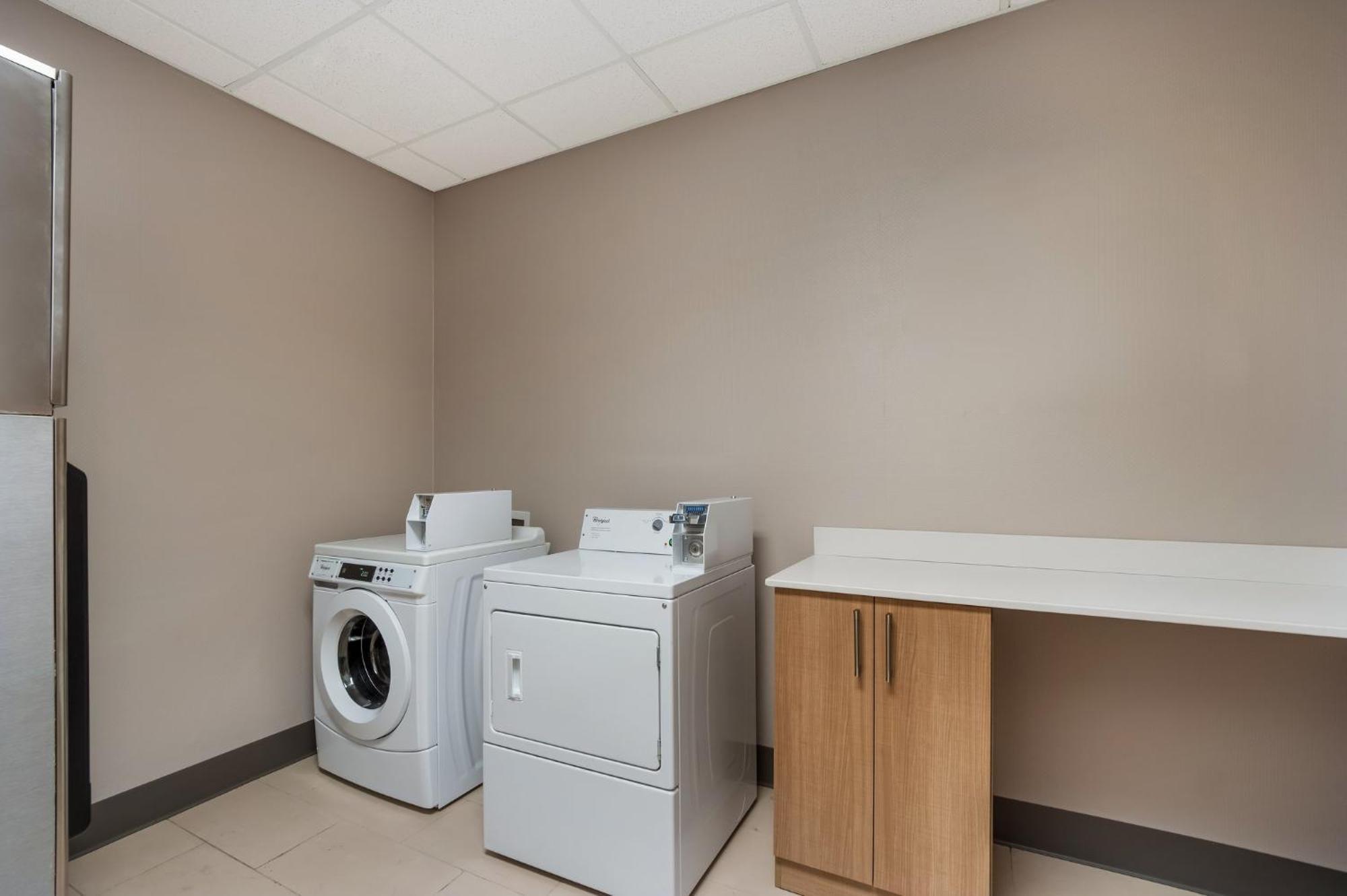 Holiday Inn Express & Suites Lexington By Ihg Ngoại thất bức ảnh